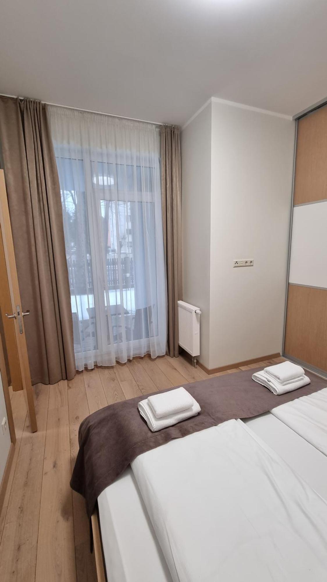 Black Pearl Apartments Jūrkalne 客房 照片