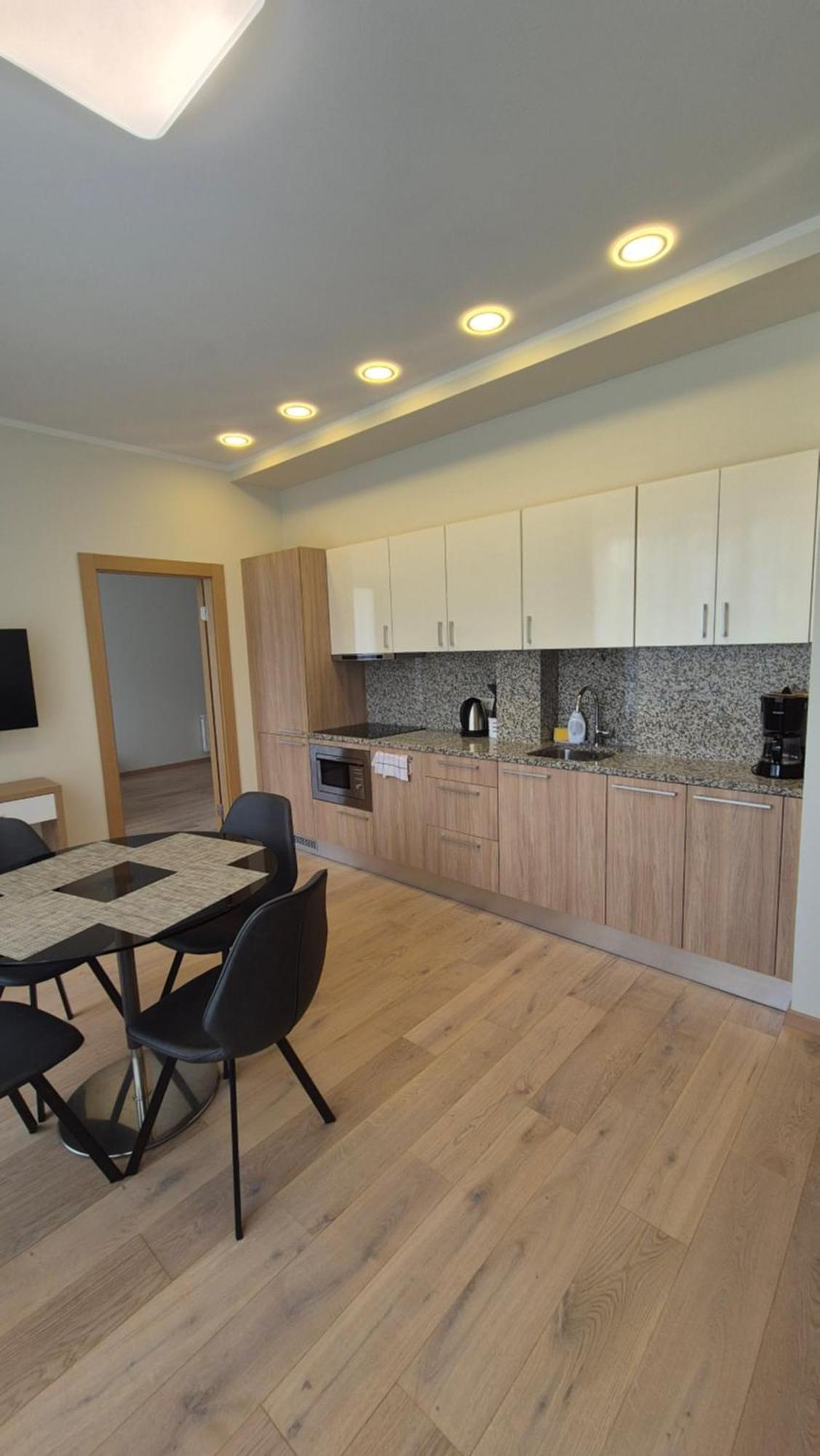 Black Pearl Apartments Jūrkalne 客房 照片